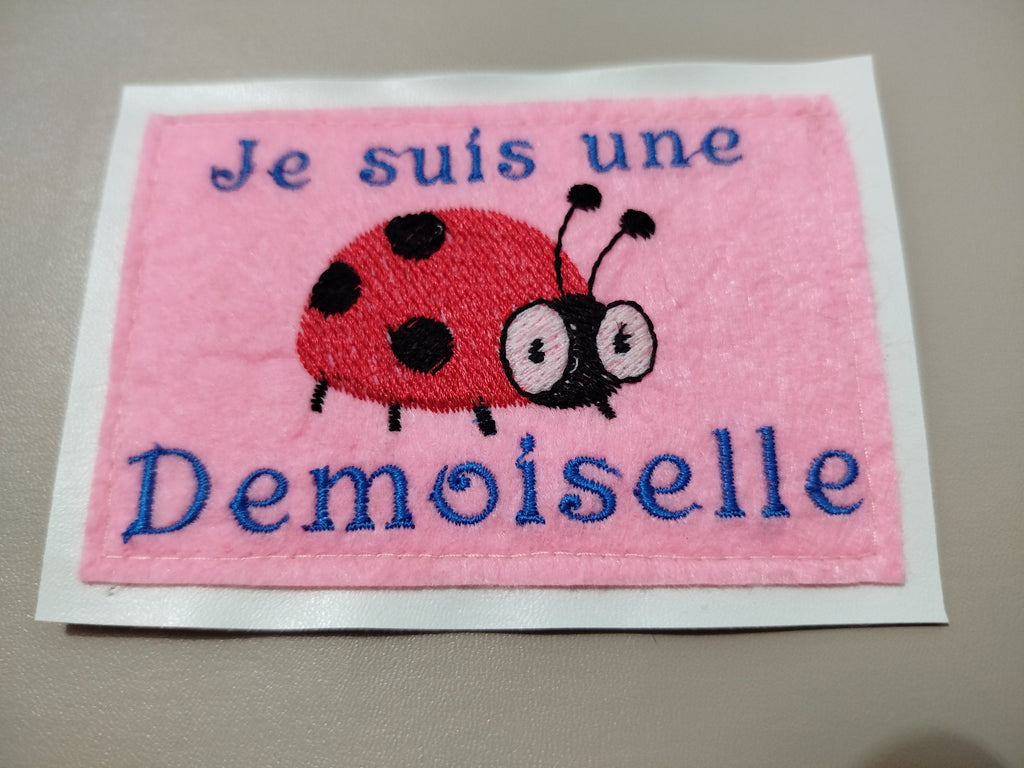 Étiquette feutrine simili cuir à coudre je suis...