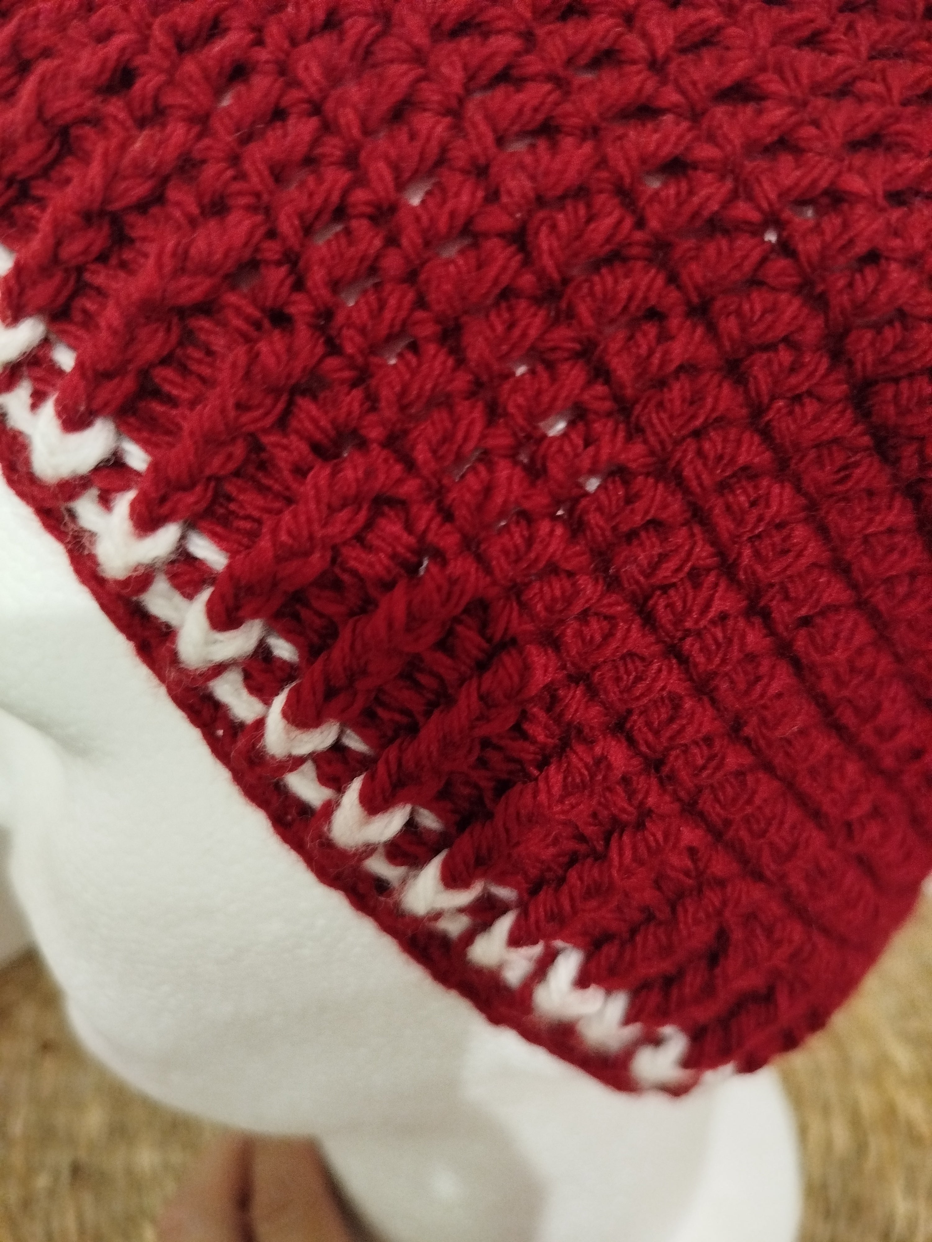 Bonnet Rouge et blanc
