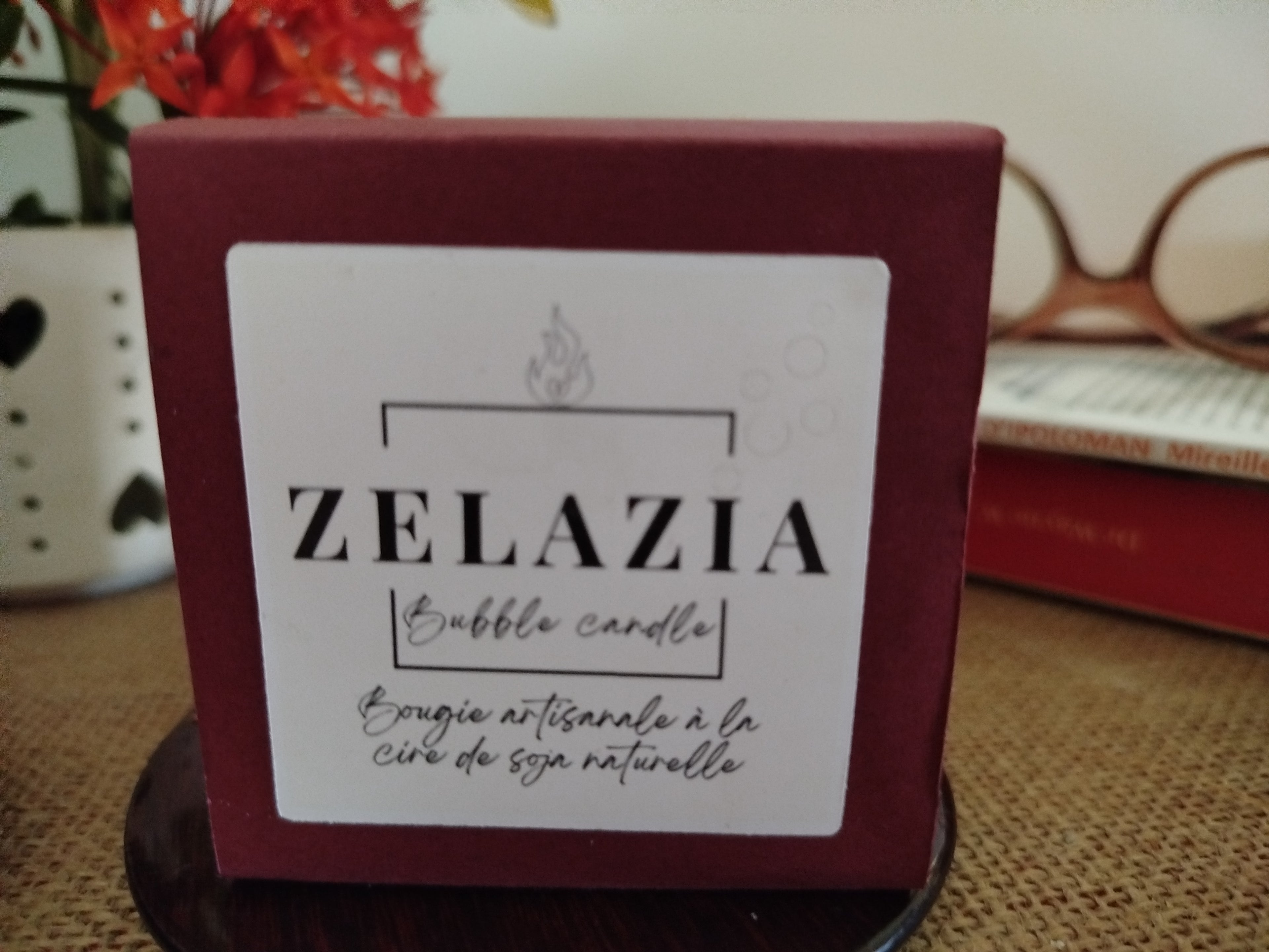 Bubble candle - Bougie carrée Bulles parfumée